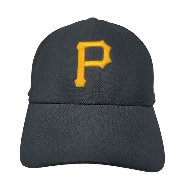Under Armour Men's Strapback Hat Black OSFA Embroidered Pittsburgh Pirates Logo - Picture 1 of 7